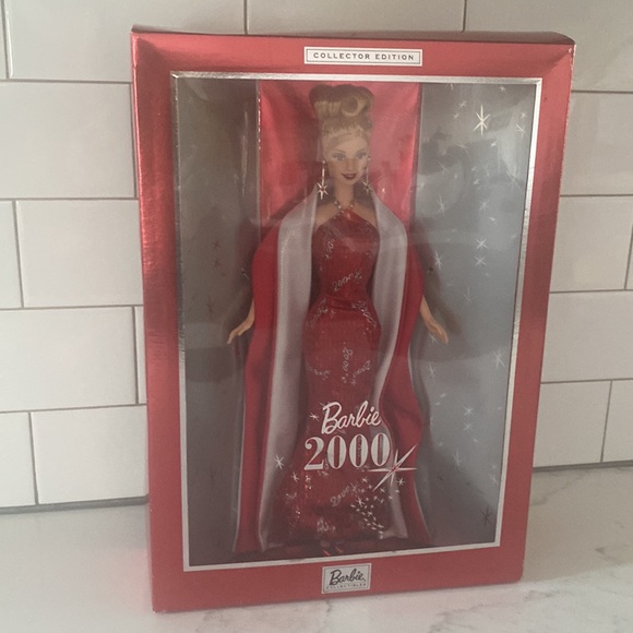 Holiday Barbie Doll 2000 Collector Edition - Picture 2 of 7